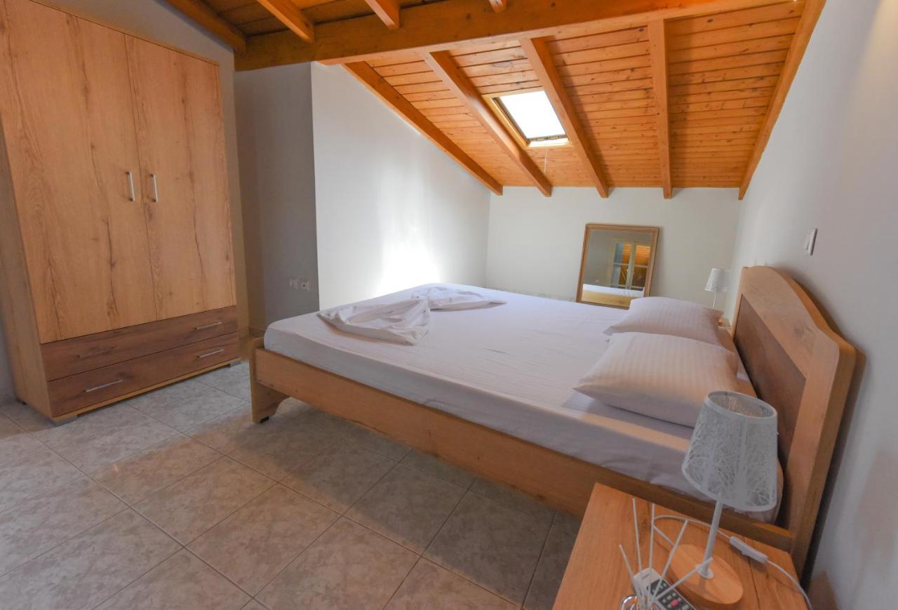 Deja Blue Maisonette Кокари Екстериор снимка