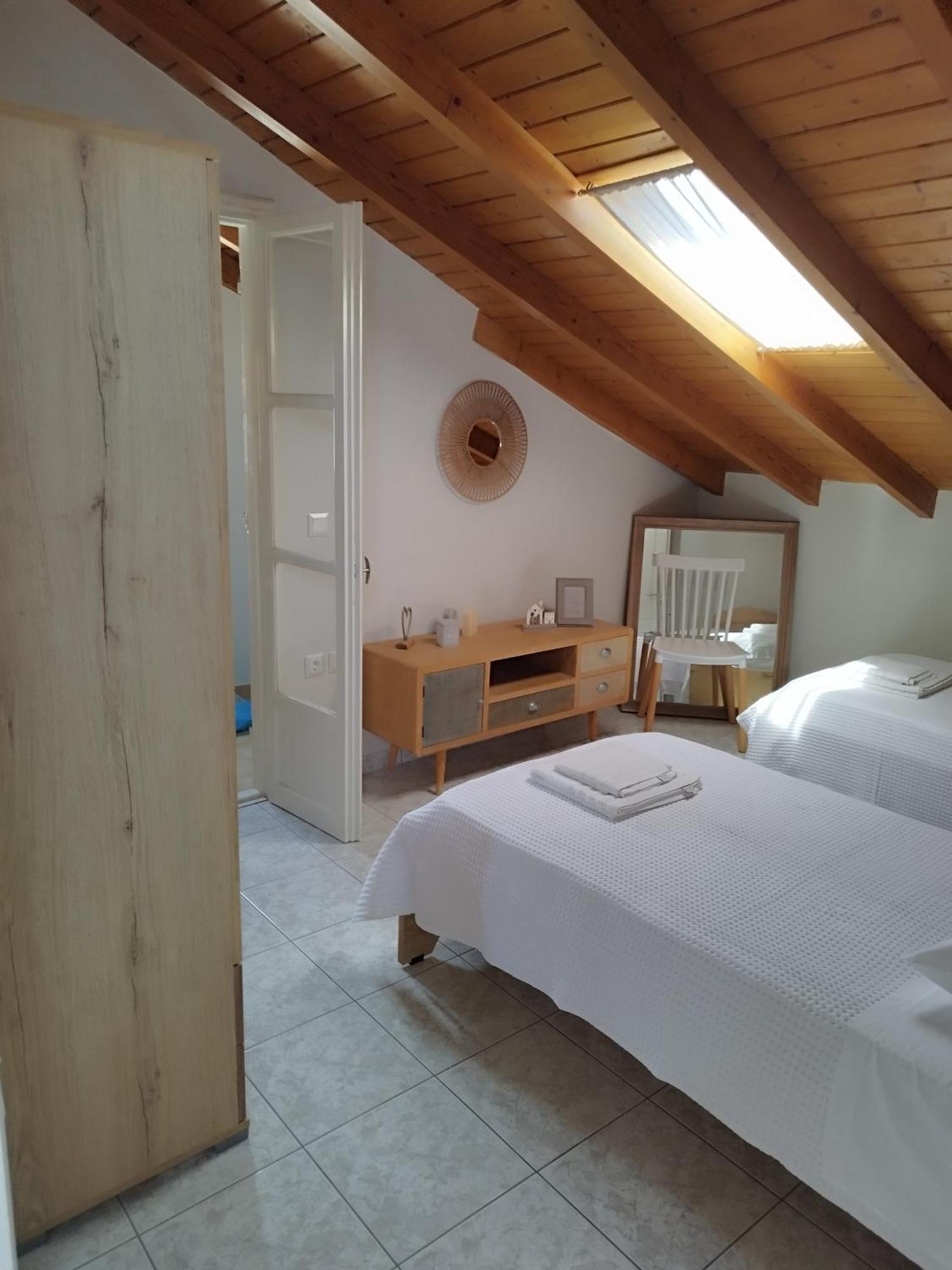 Deja Blue Maisonette Кокари Екстериор снимка